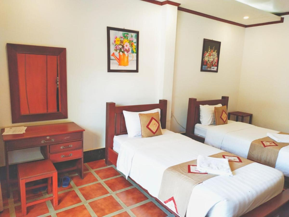 Vang Vieng Savanh Sunset View Resort Exterior foto